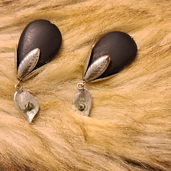 Earrings - Picture 2 of 2